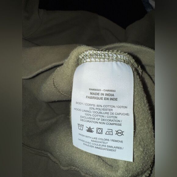 Nike Club Fleece Graphic Pullover Hoodie kids Olive Size M EUC - Picture 8 of 9